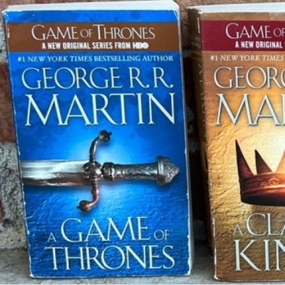 3/$12 A Game of Thrones - Book 1 - A Song of Fire and Ice series - Softcover - Picture 1 of 2